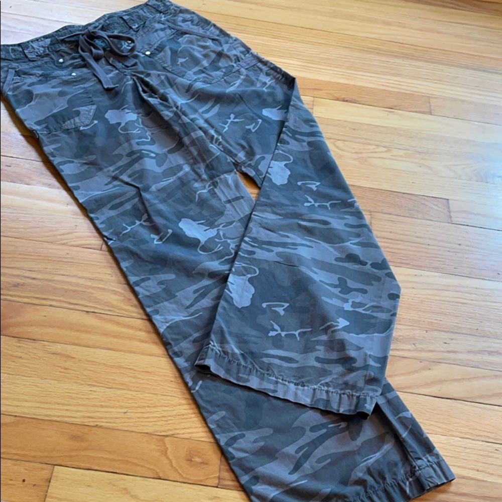 Black and gray camouflage pants